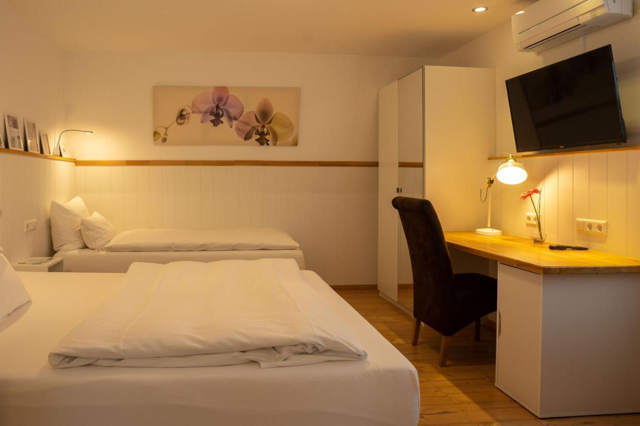 Hotel Post Mit Klimaanlage Neckarsulm Exterior photo
