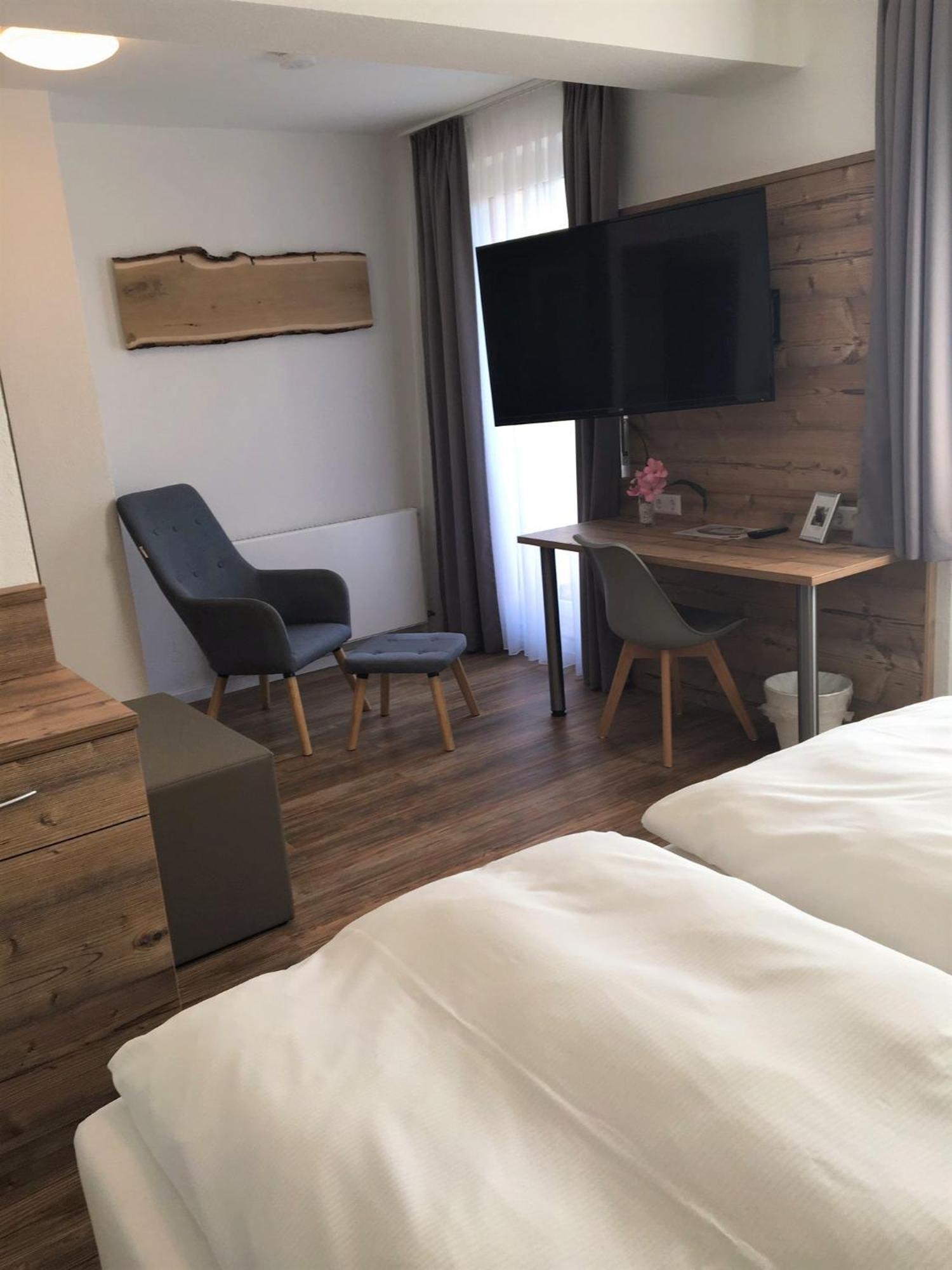 Hotel Post Mit Klimaanlage Neckarsulm Exterior photo